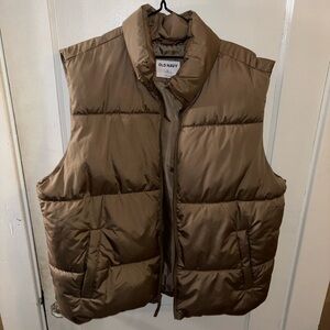 Old Navy Puffer Vest